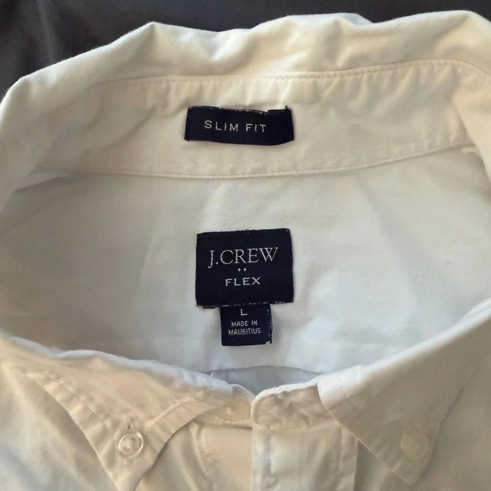 J. Crew Men’s white button down long sleeved shirt size Large